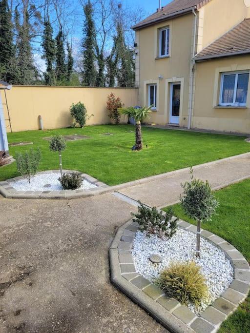 فيلا Petite Dependance Privee Precy-sur-Marne المظهر الخارجي الصورة